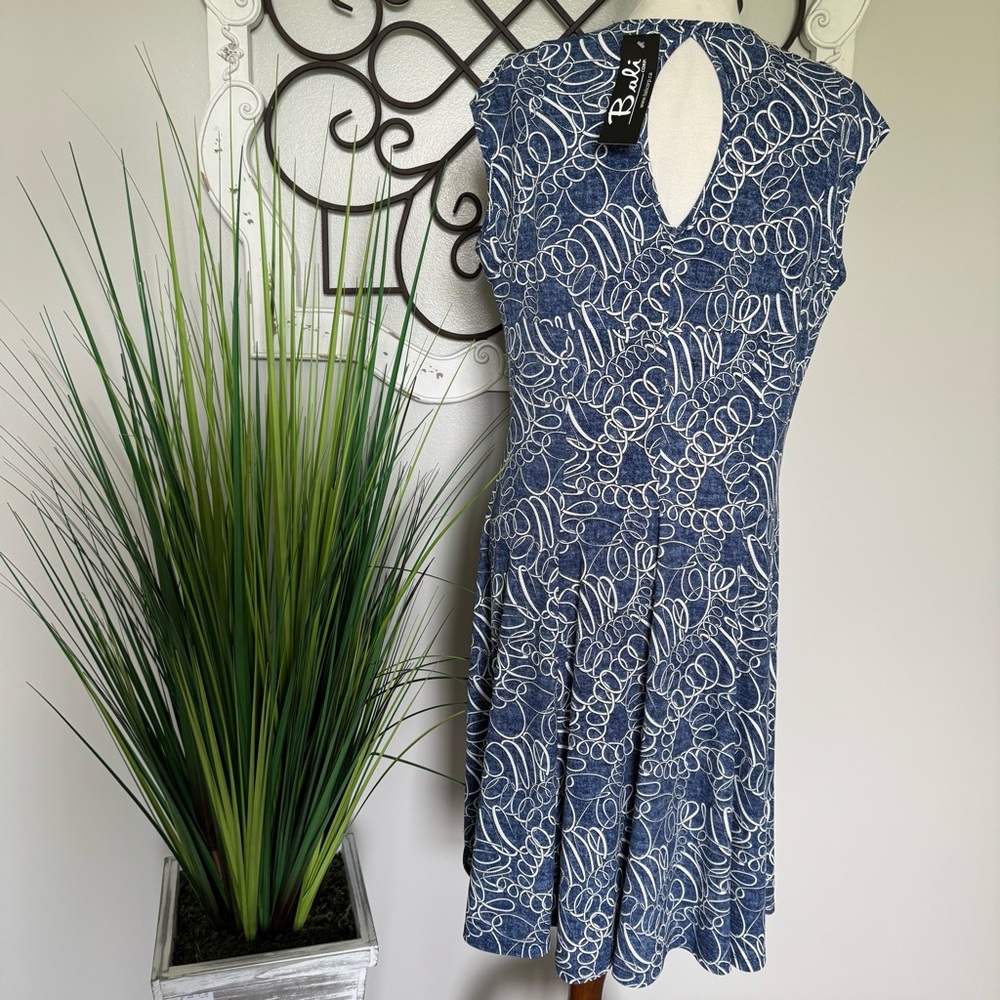 NWT BALI Size 16 Blue Fit & Flare Dress - Picture 3 of 4